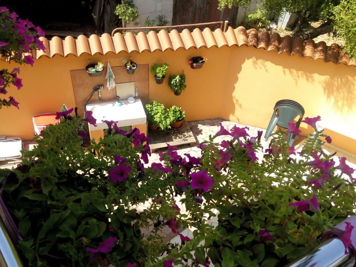 Apartments Villa Elda Перой Екстер'єр фото